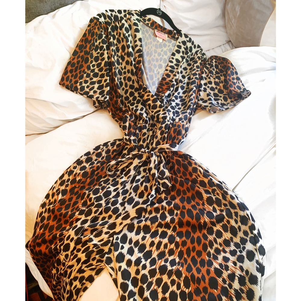 *VINTAGE* Leopard Print Jumpsuit!